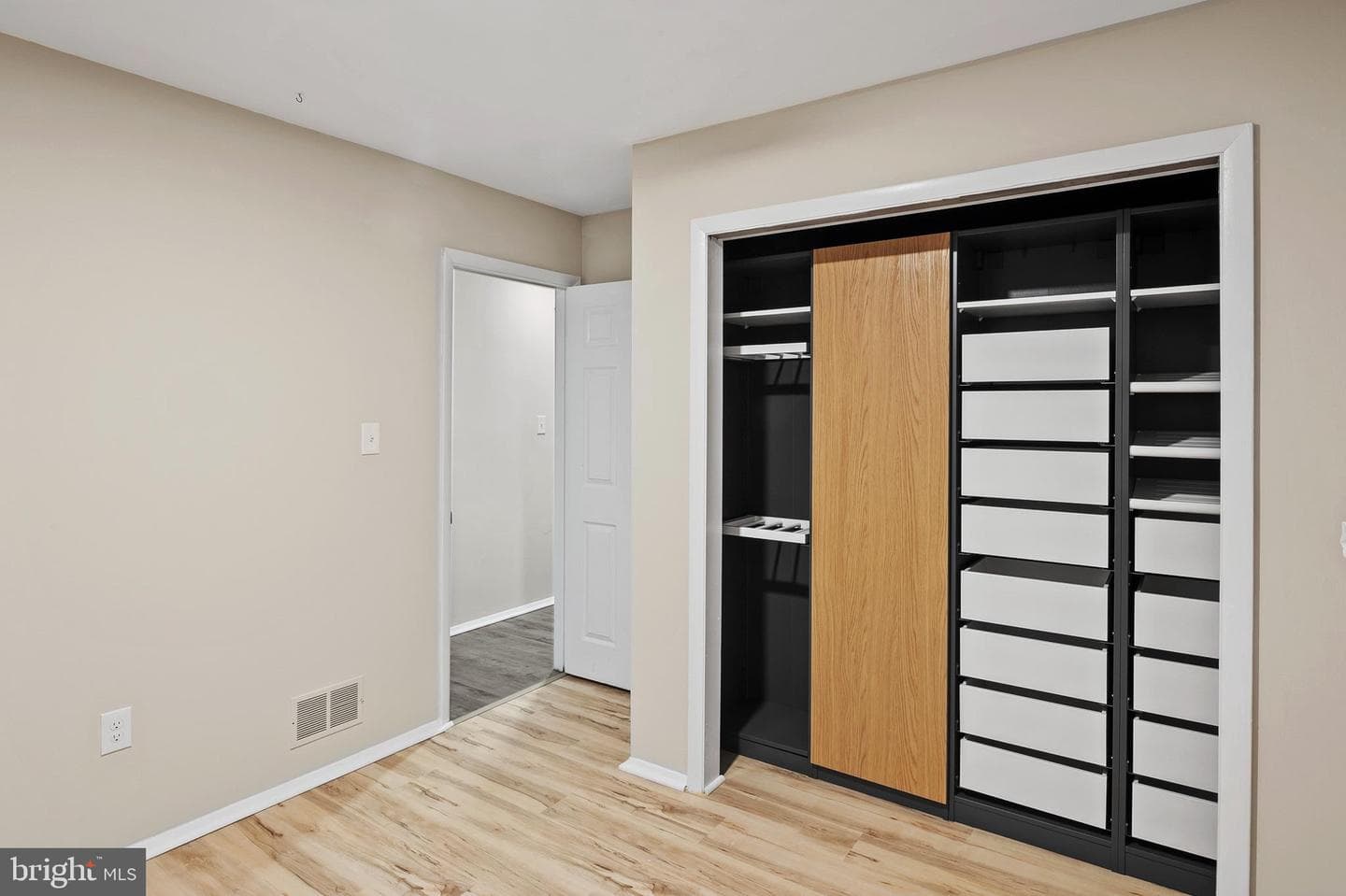 8084 Clark Station Road photo 18