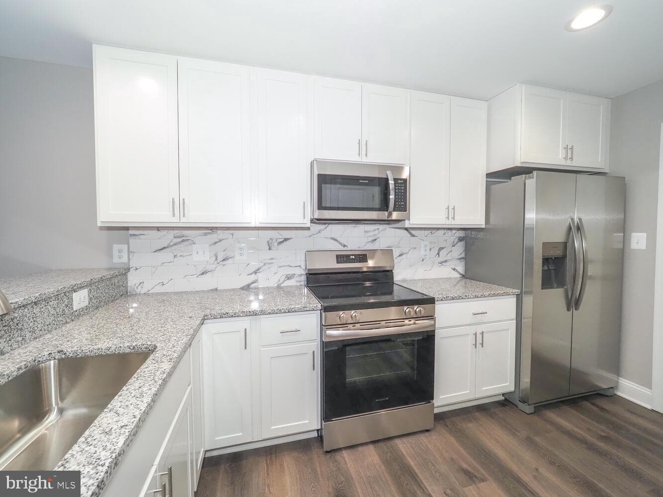 260 Magothy Boulevard photo 10