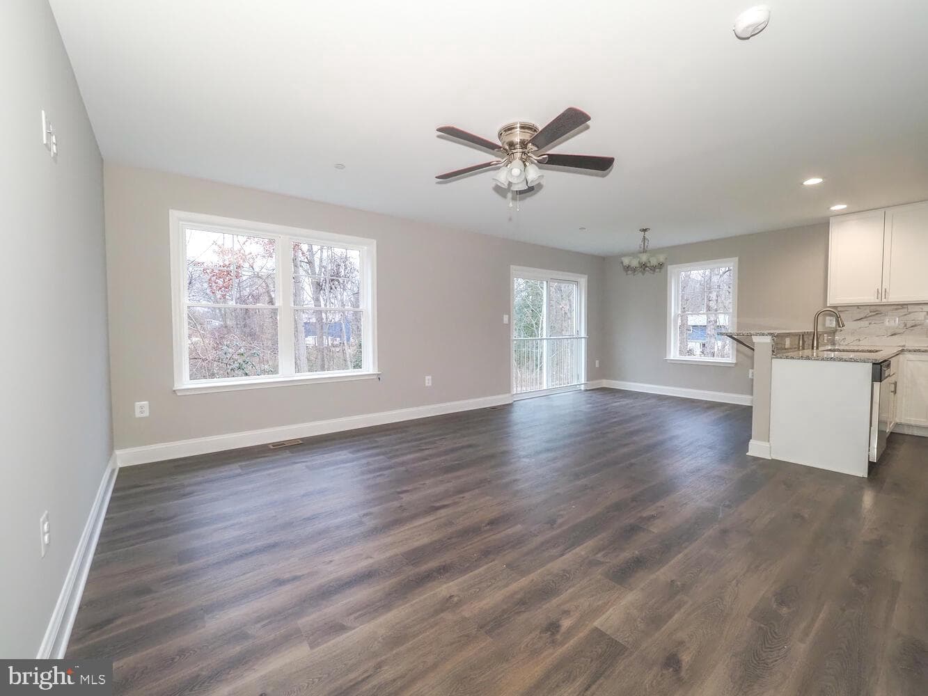 260 Magothy Boulevard photo 14