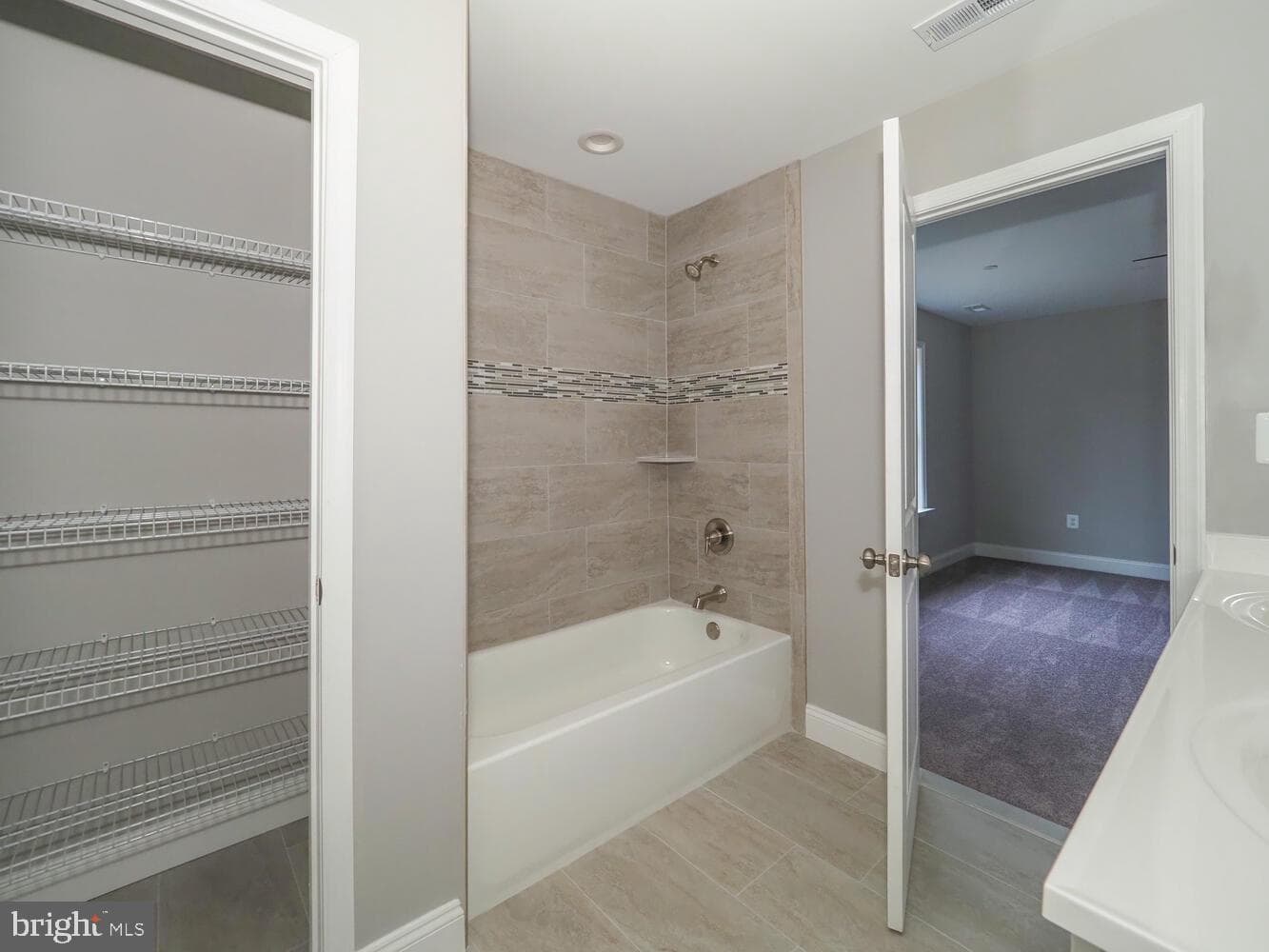 260 Magothy Boulevard photo 22