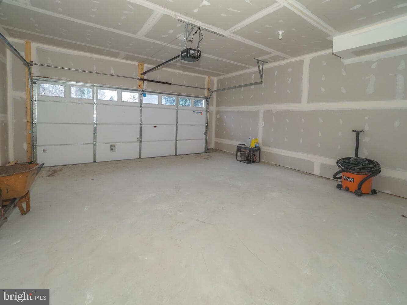 260 Magothy Boulevard photo 35