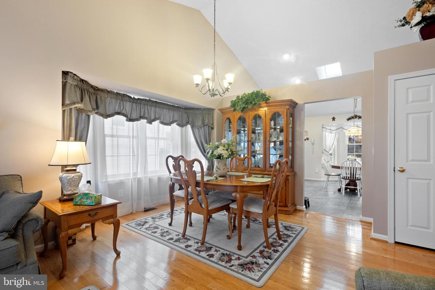 706 Willow Tree Drive photo 12