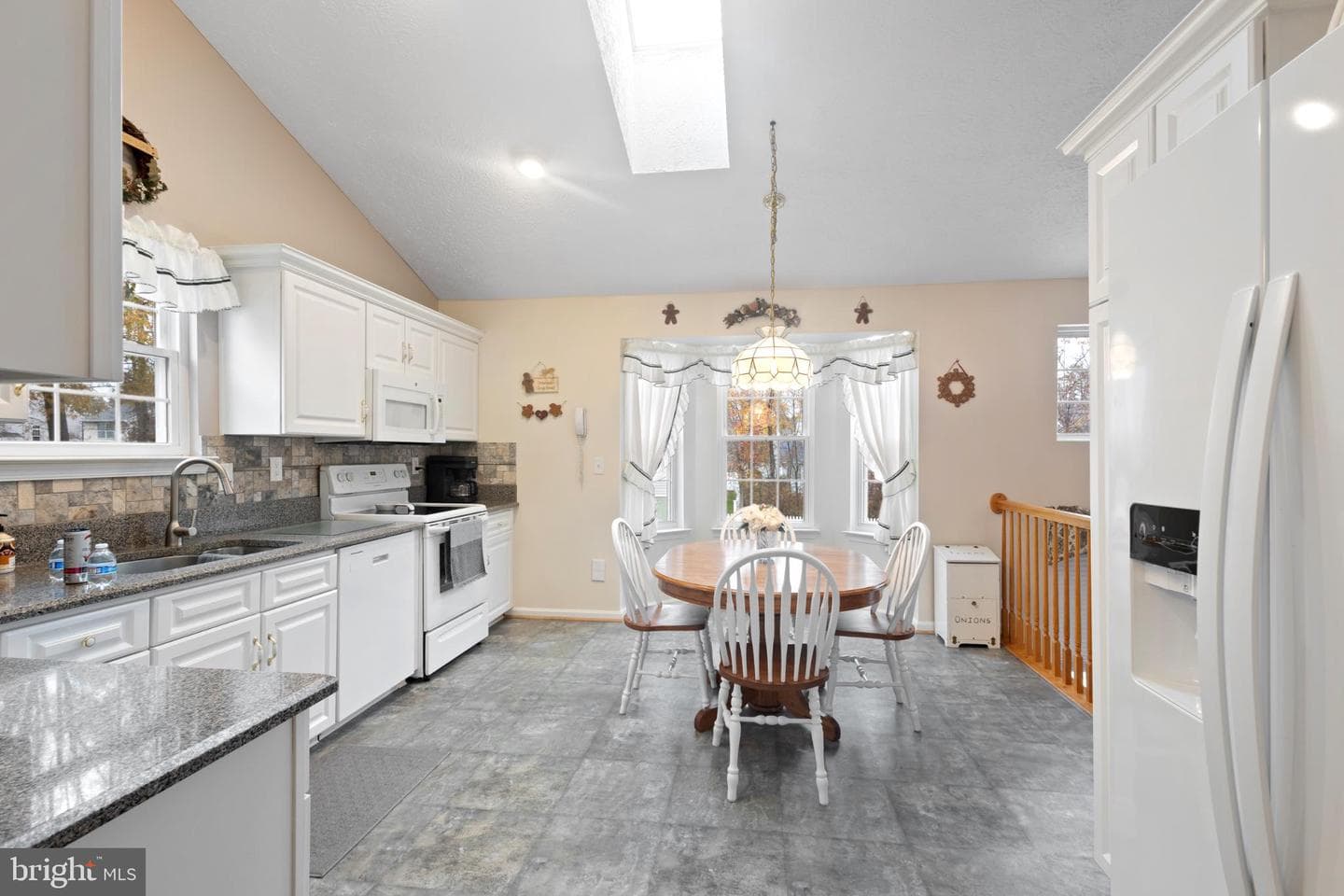 706 Willow Tree Drive photo 13