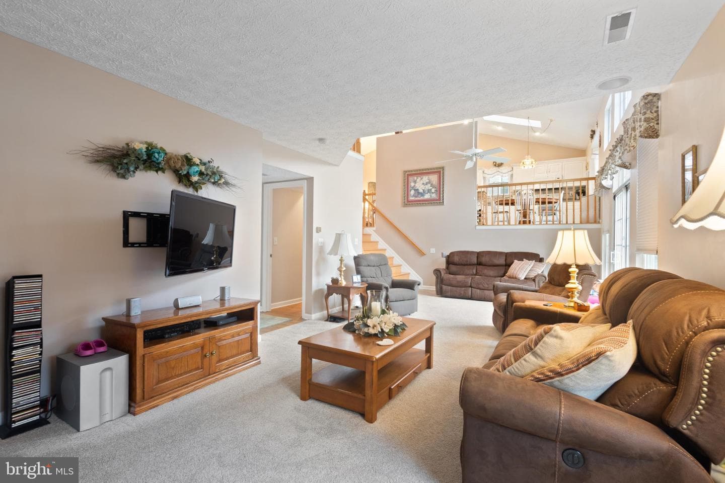 706 Willow Tree Drive photo 19