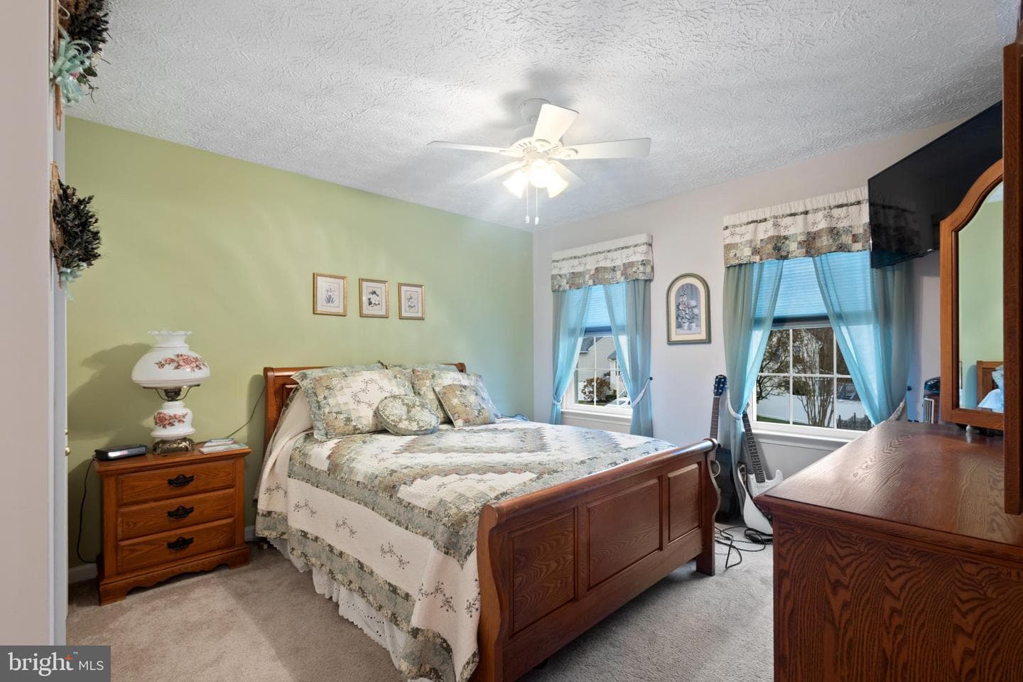 706 Willow Tree Drive photo 28