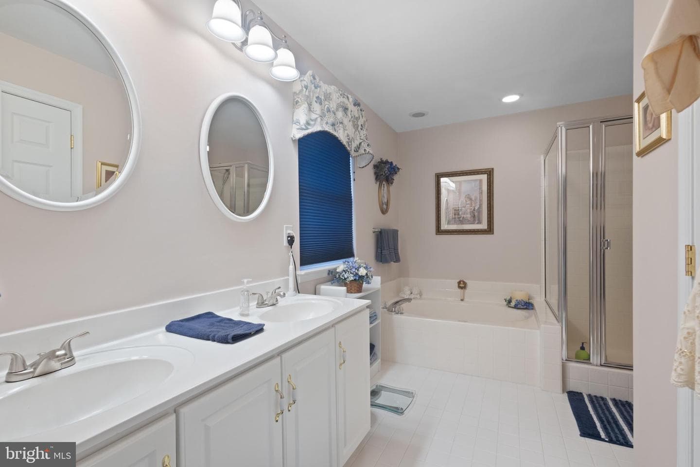 706 Willow Tree Drive photo 34