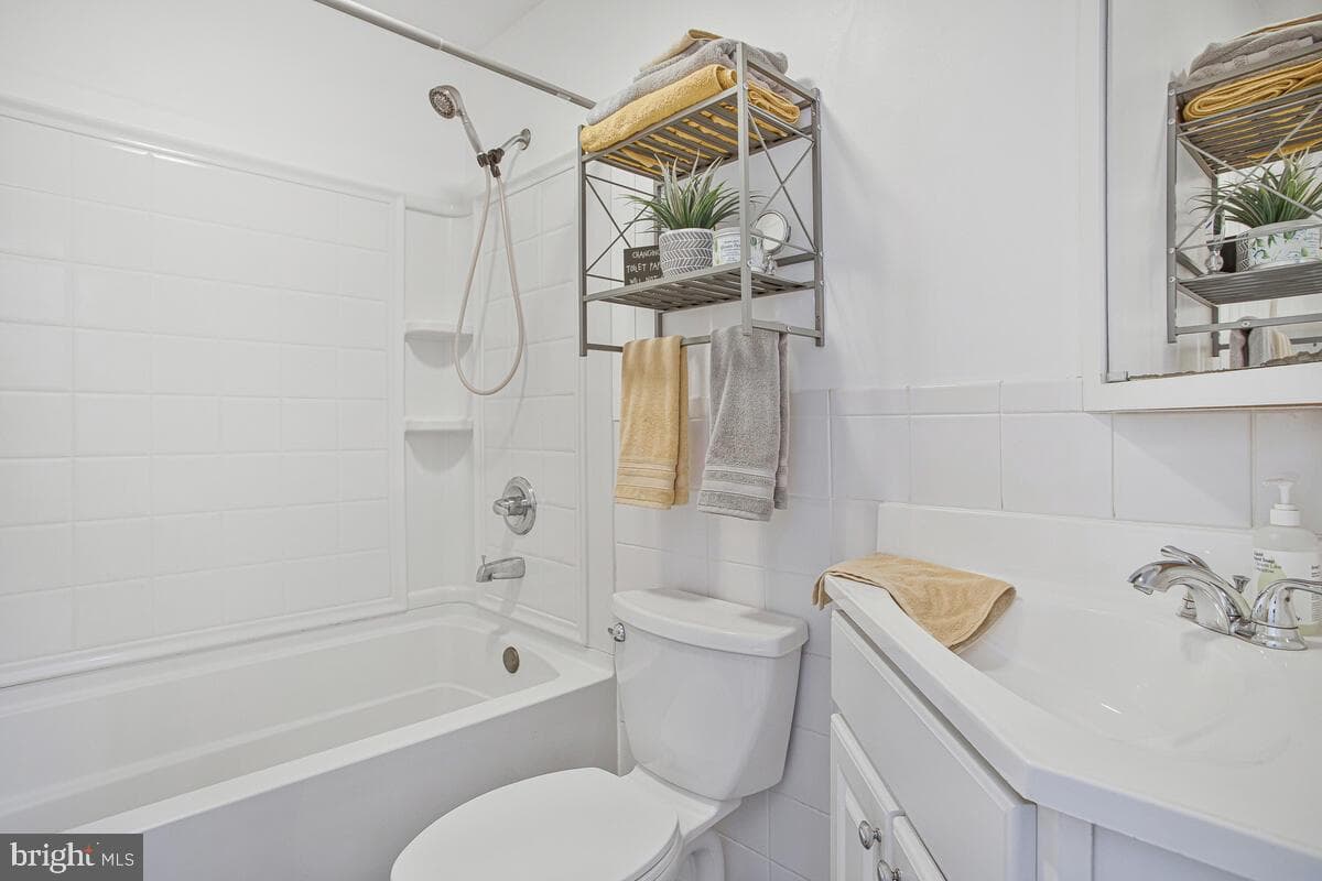 437 Kingwood Road photo 22
