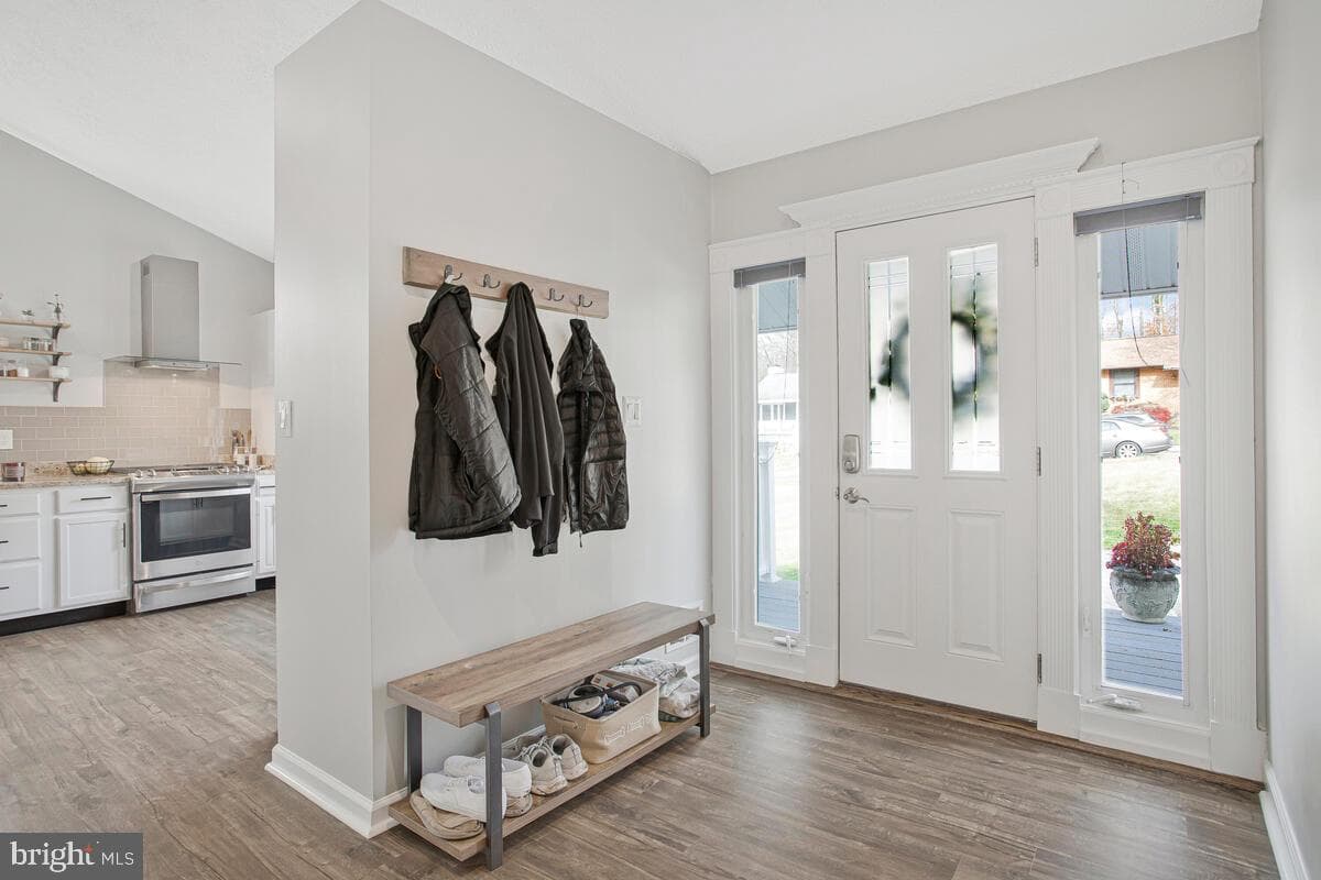 437 Kingwood Road photo 4