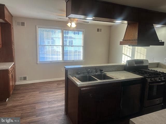 303 A Street SW photo 9
