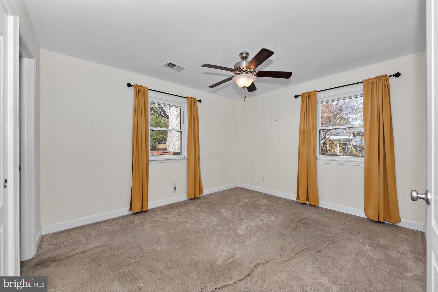 115 Valley View Avenue photo 22