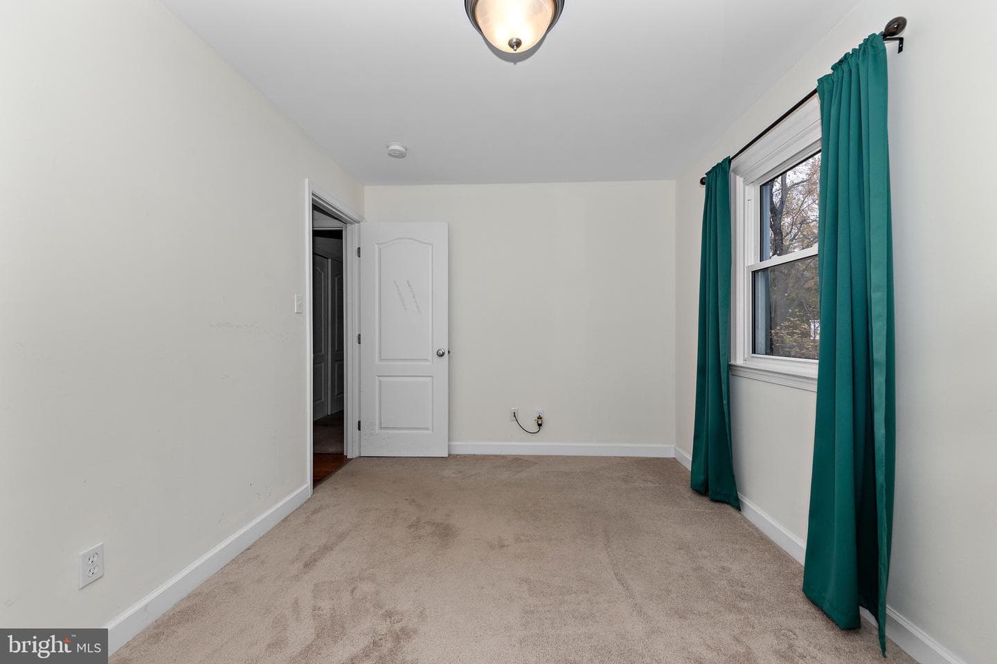 115 Valley View Avenue photo 31