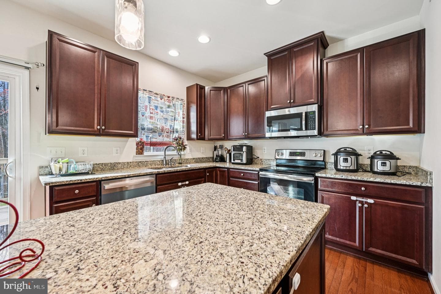 7811 Maple Run Court photo 16