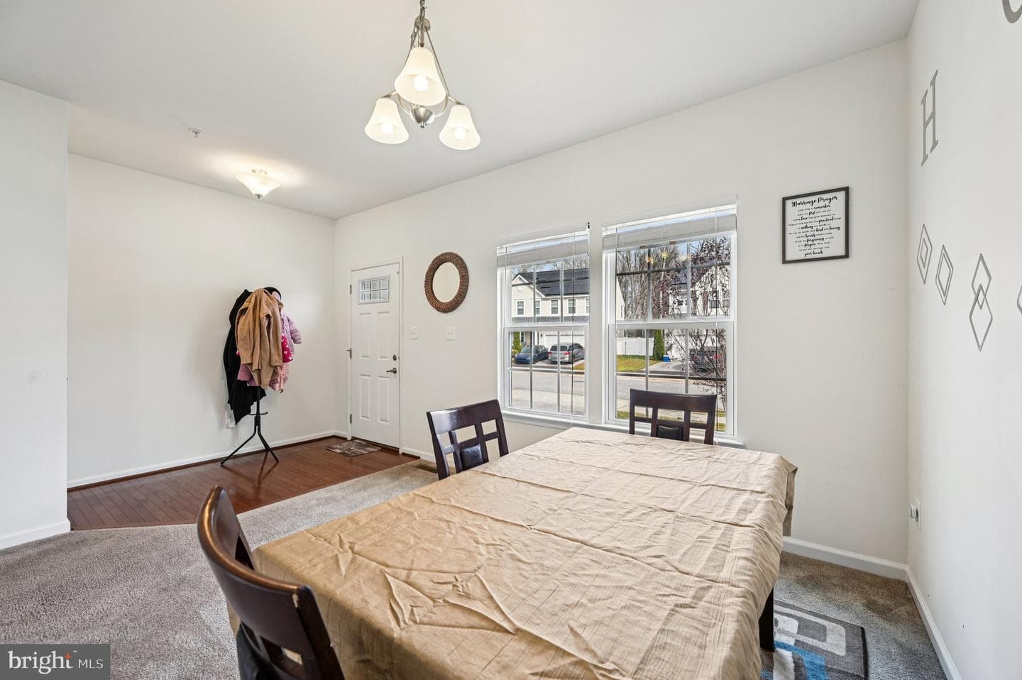 7811 Maple Run Court photo 5