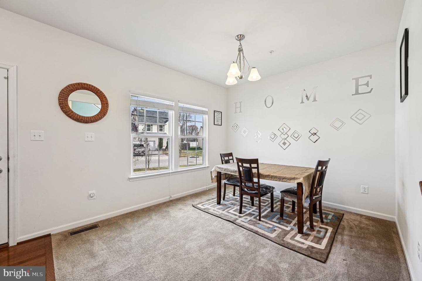 7811 Maple Run Court photo 6