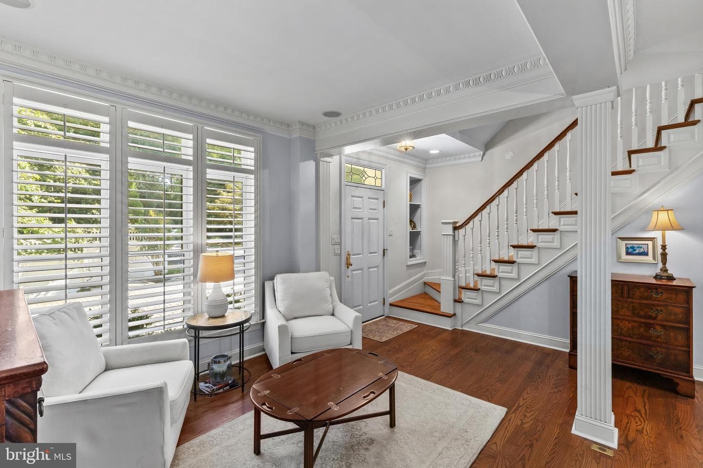 2656 Queen Anne Circle photo 4