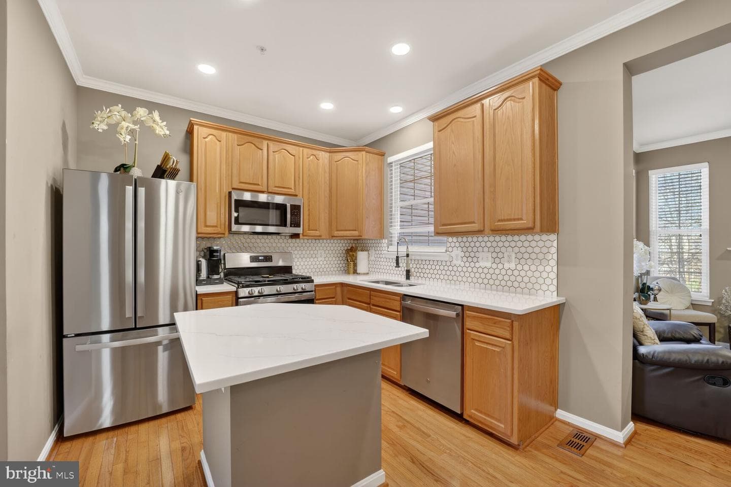 165 Tilden Way photo 8