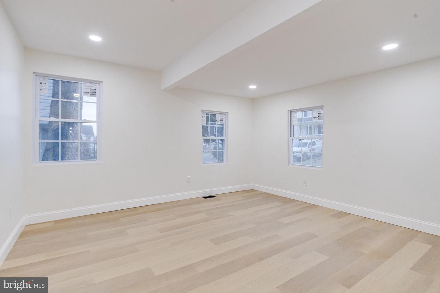 7925 E End Drive photo 24