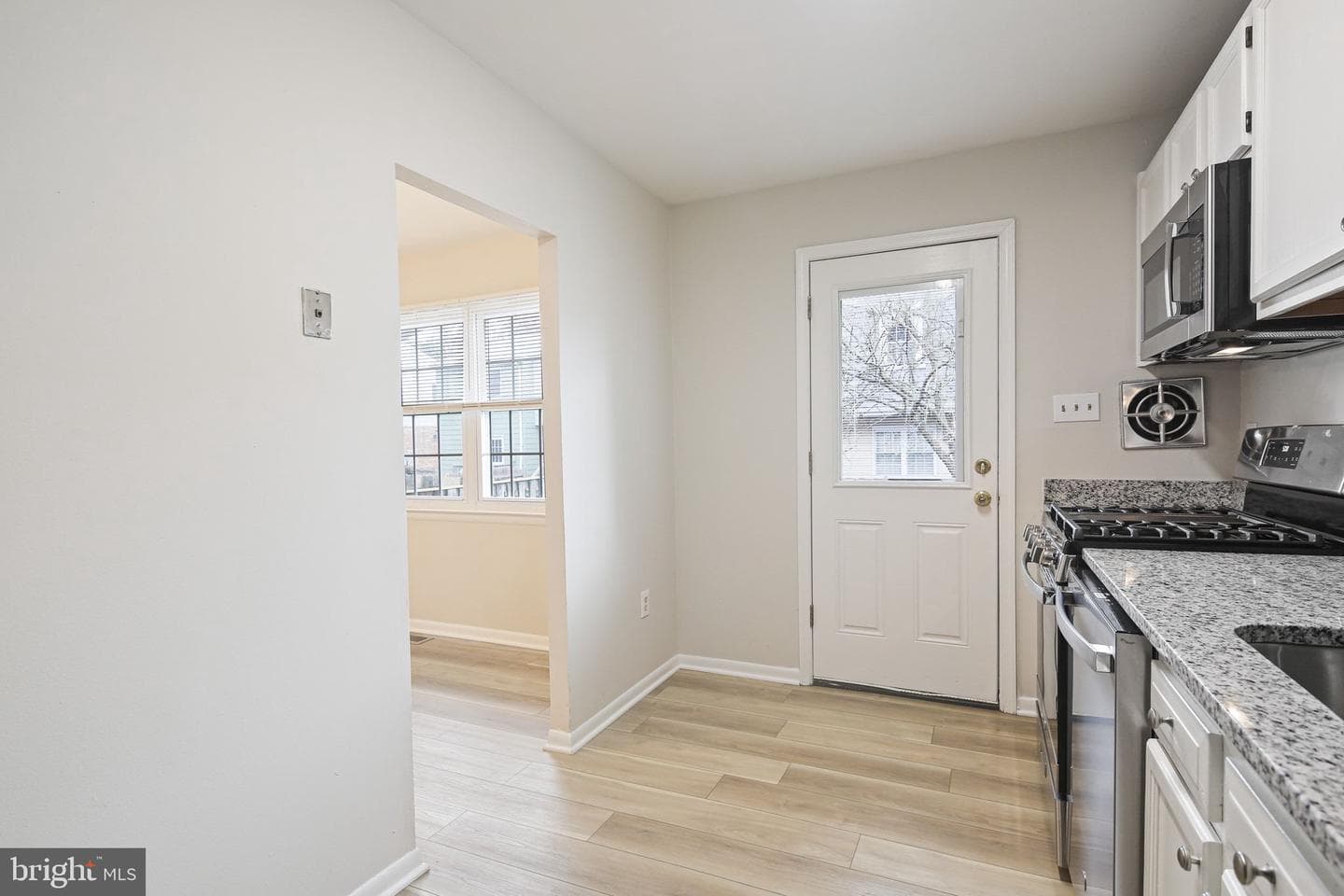 8209 Stewarton Court photo 14