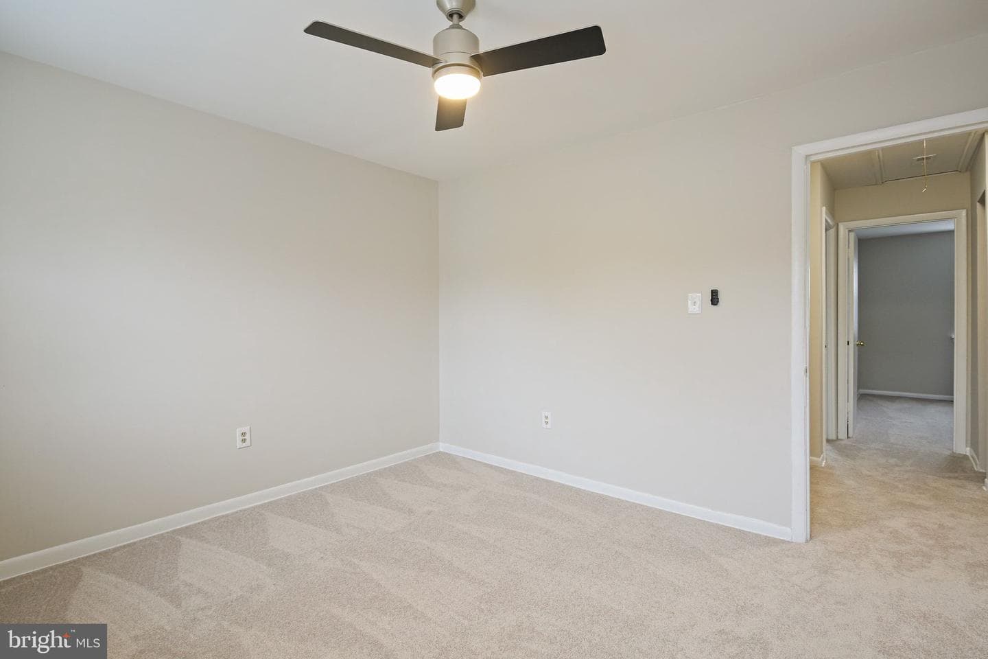 8209 Stewarton Court photo 18