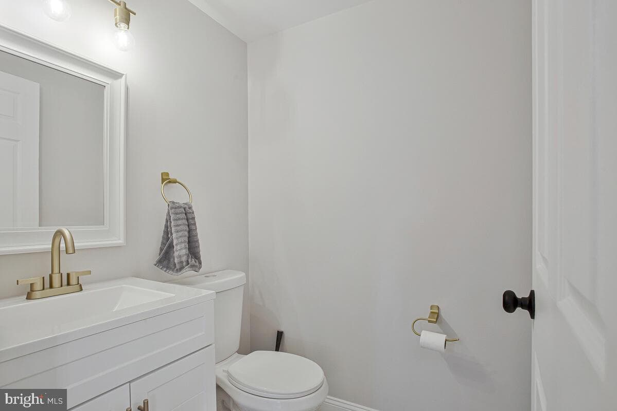 267 Lake Riviera Road photo 23