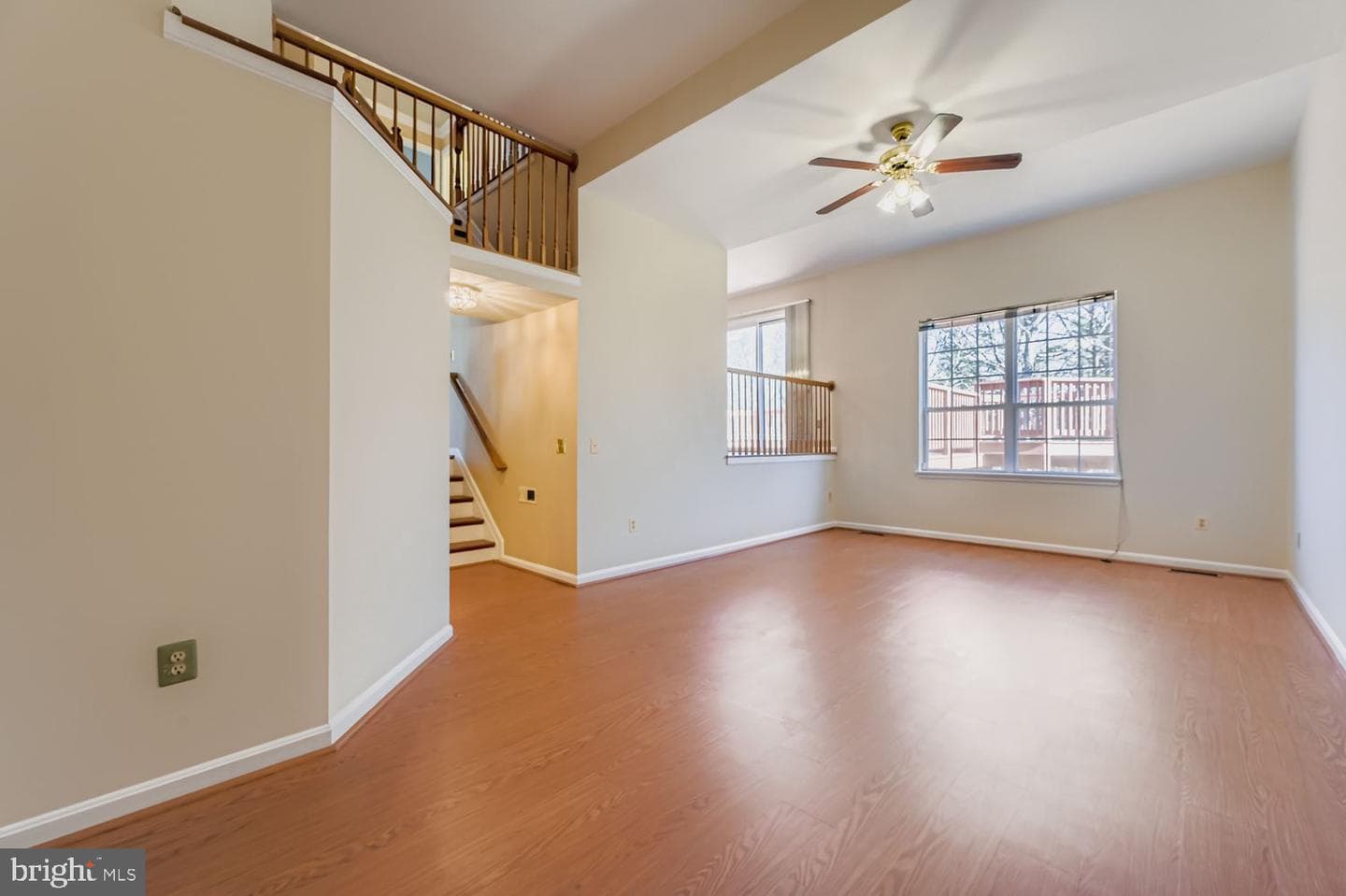 1893 Bragg Way N photo 10