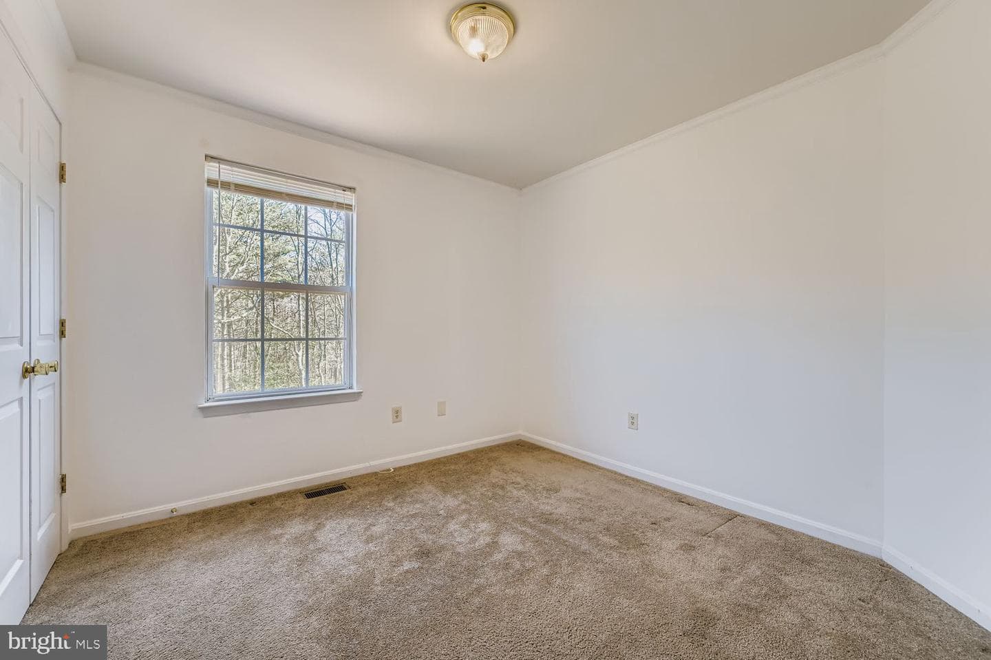 1893 Bragg Way N photo 23