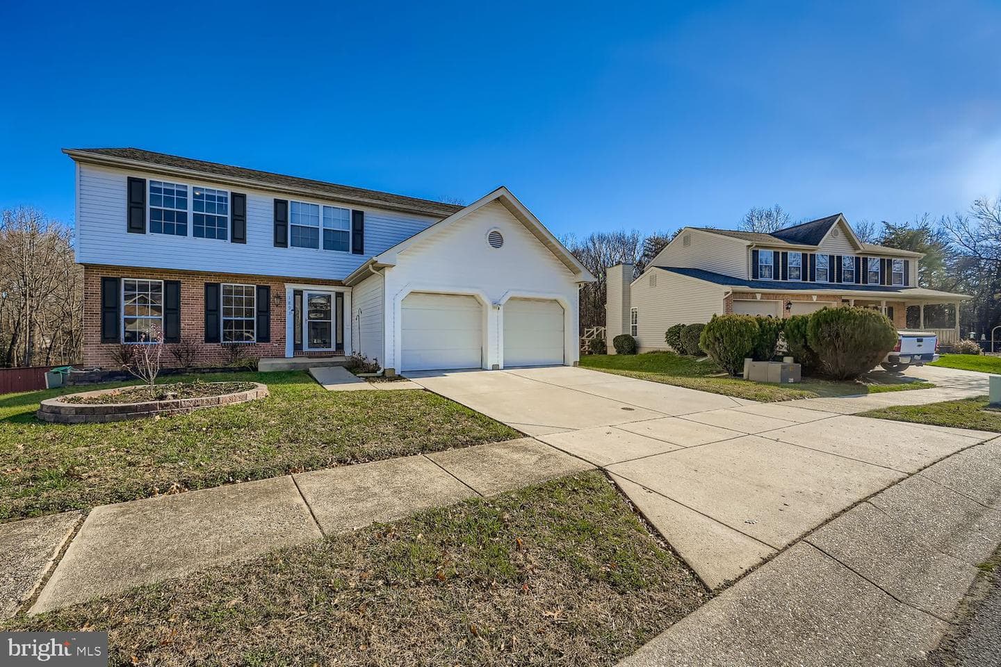 1893 Bragg Way N photo 3