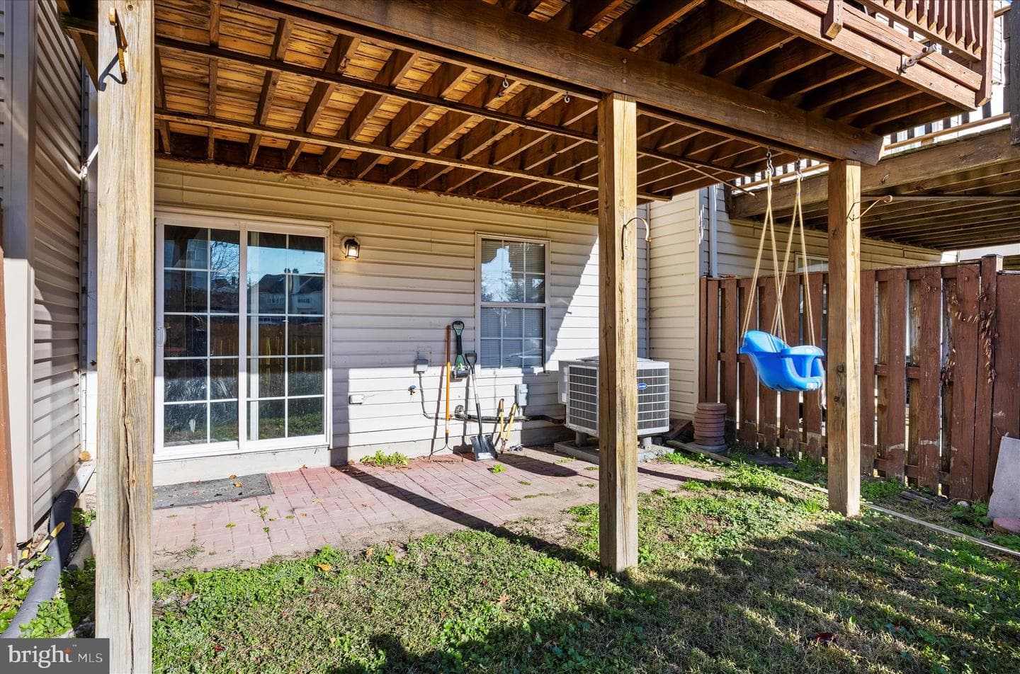 1462 Stoney Point photo 32