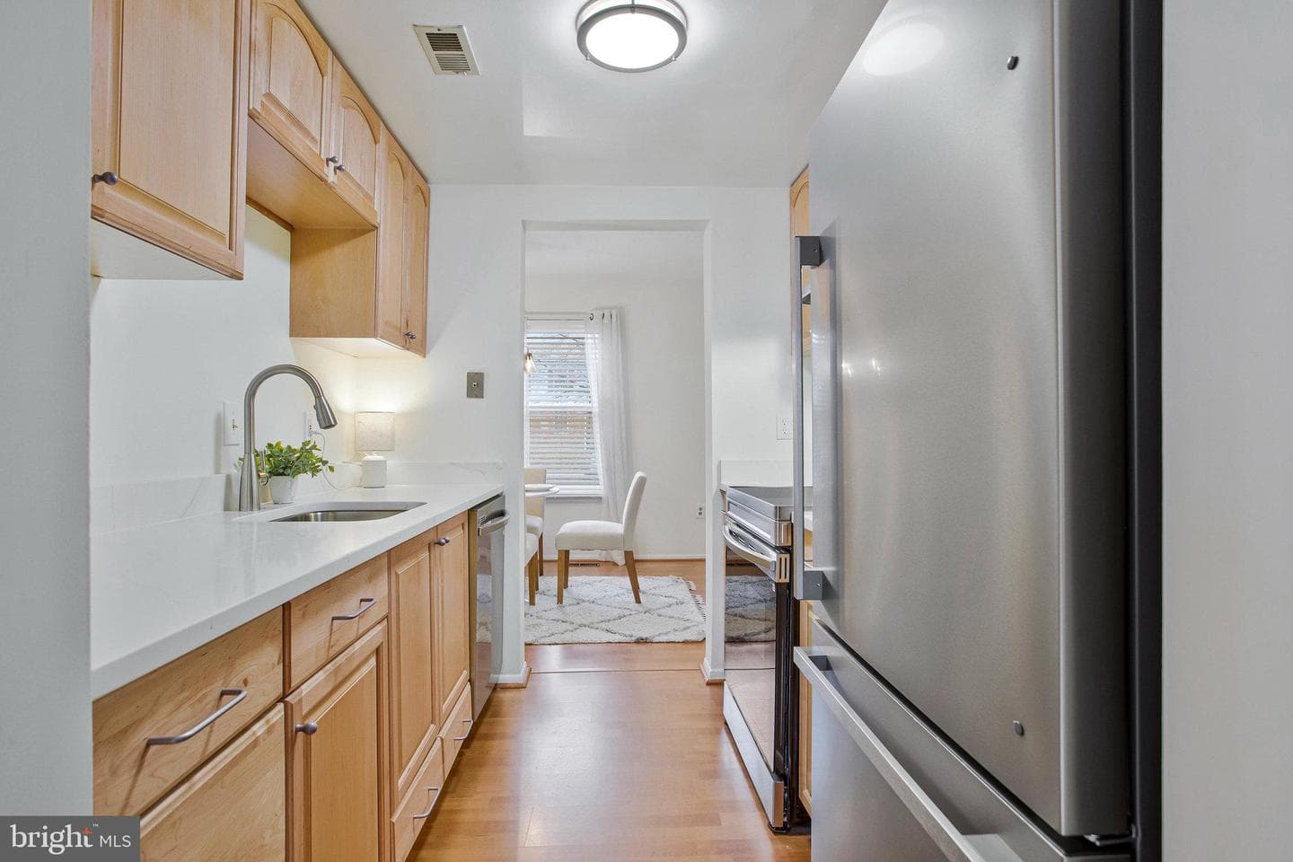 1805 Graybird Court photo 2