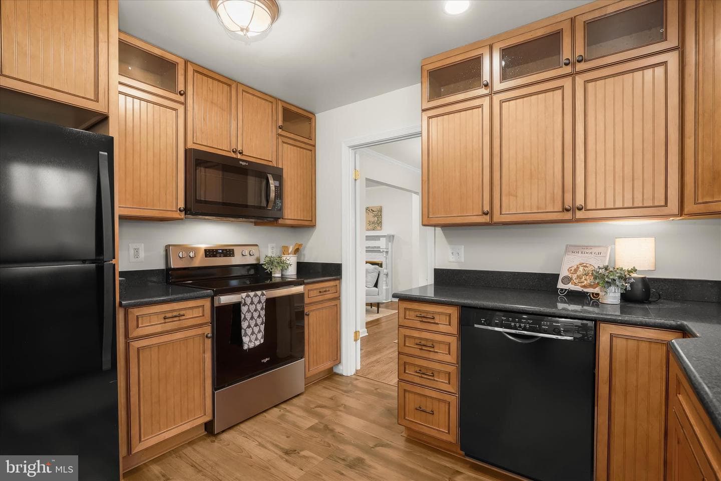 147 Northway photo 14