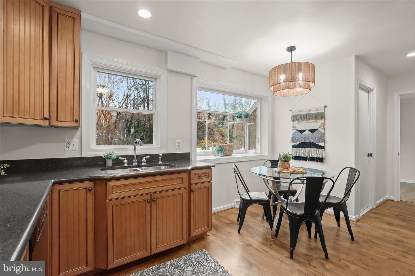 147 Northway photo 15