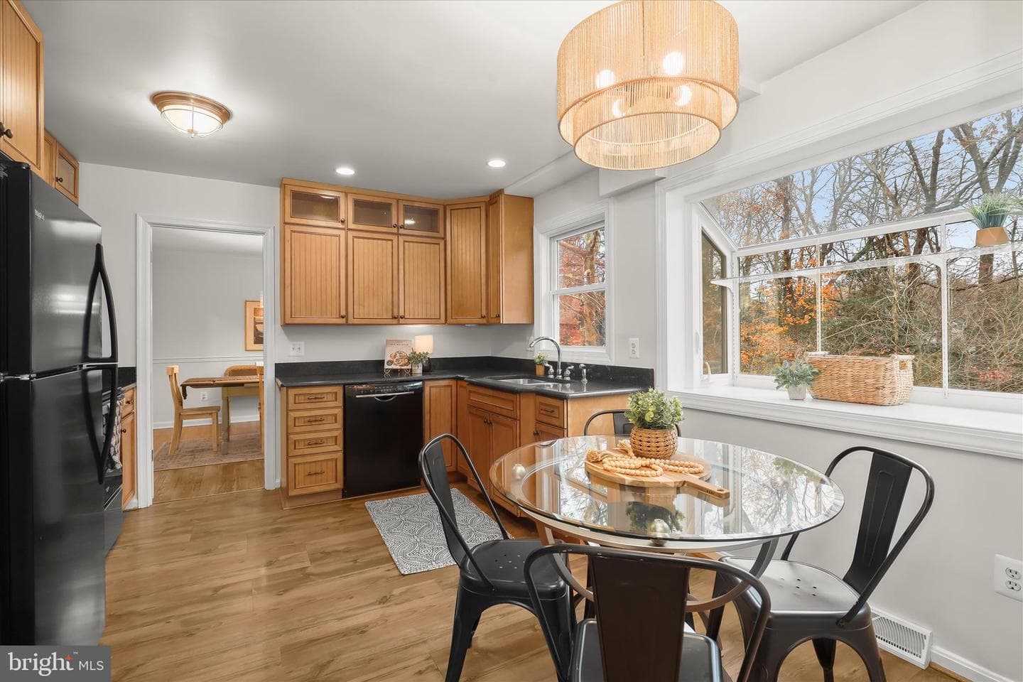 147 Northway photo 18