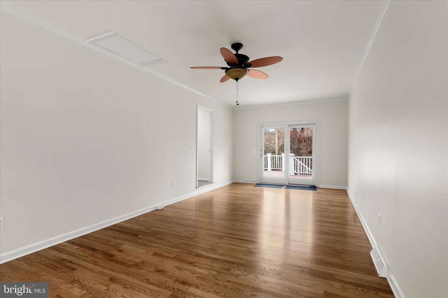 147 Northway photo 21