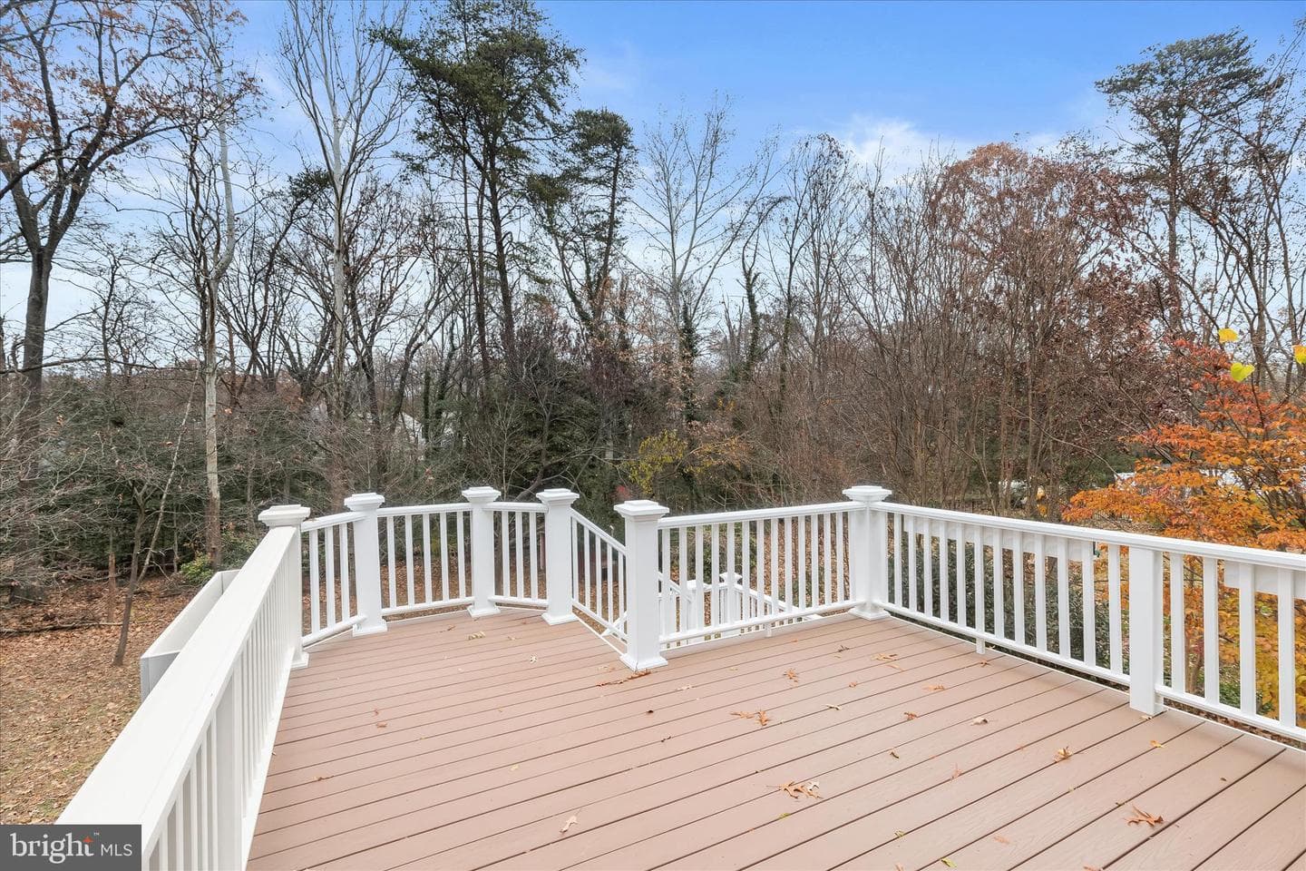 147 Northway photo 25