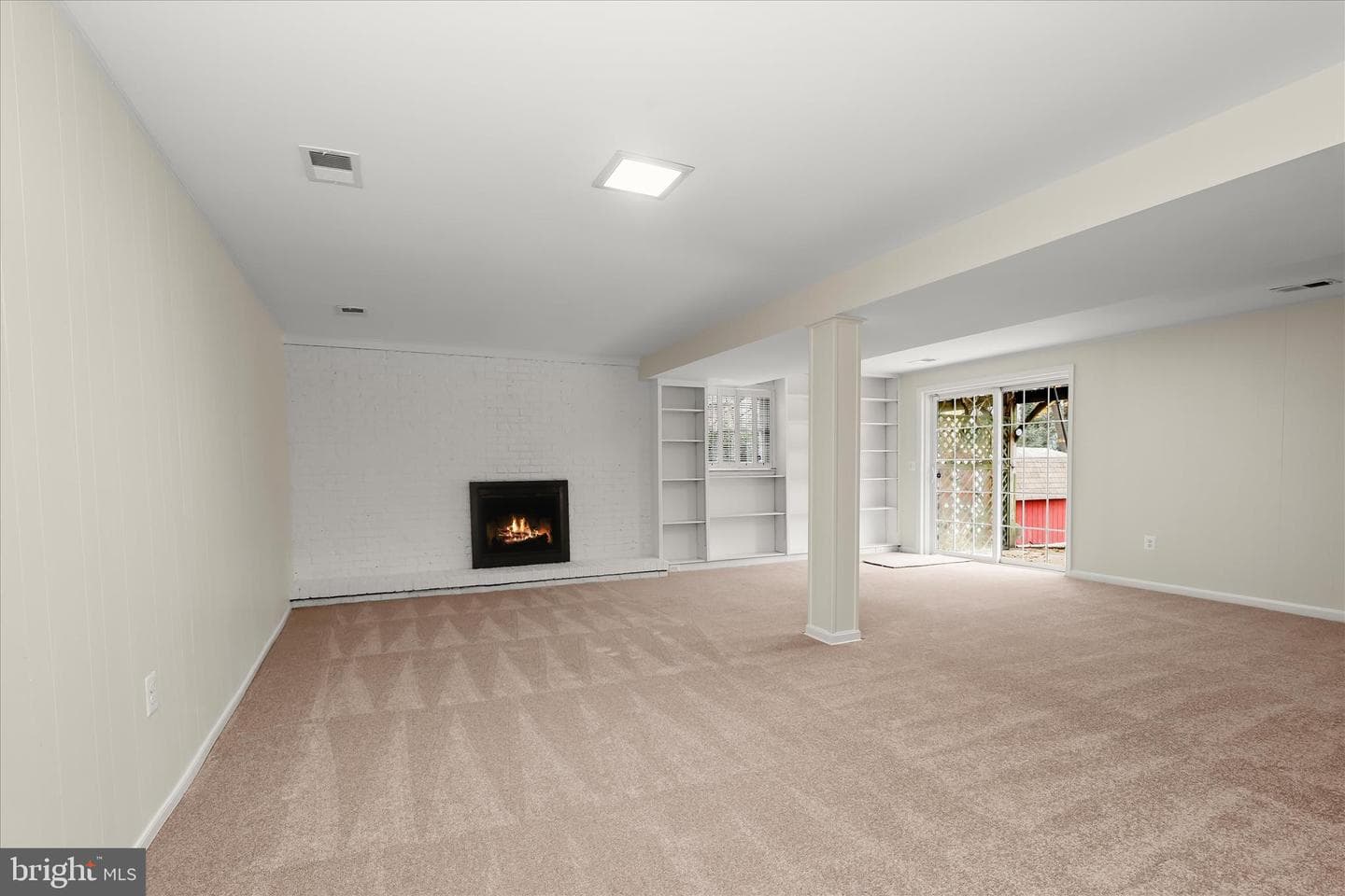 147 Northway photo 39