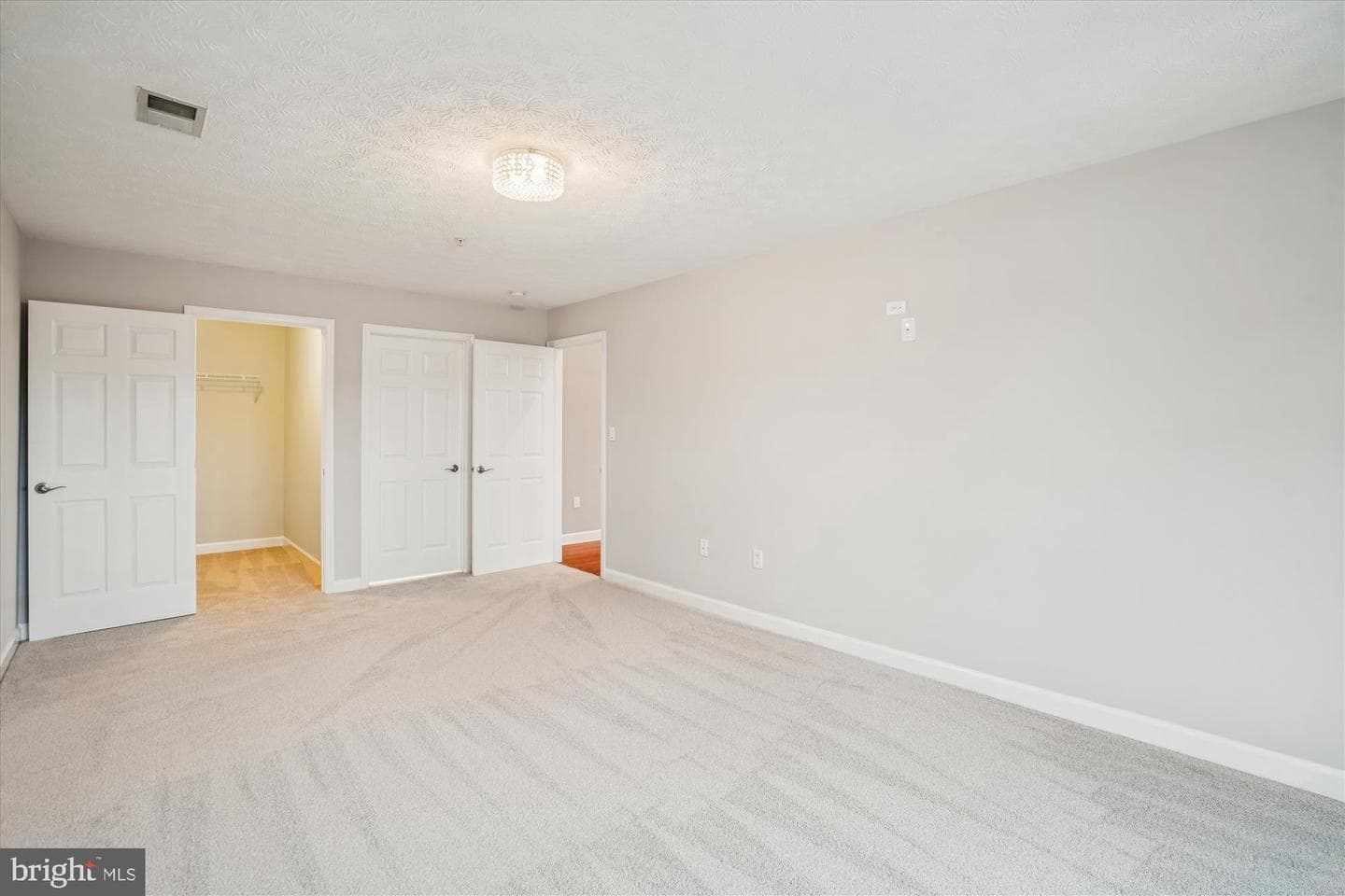 629 Admiral Drive #h8-305 photo 10