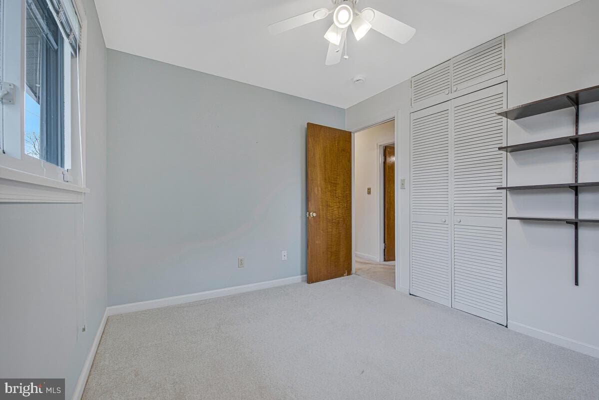 1237 Queen Anne Avenue photo 25