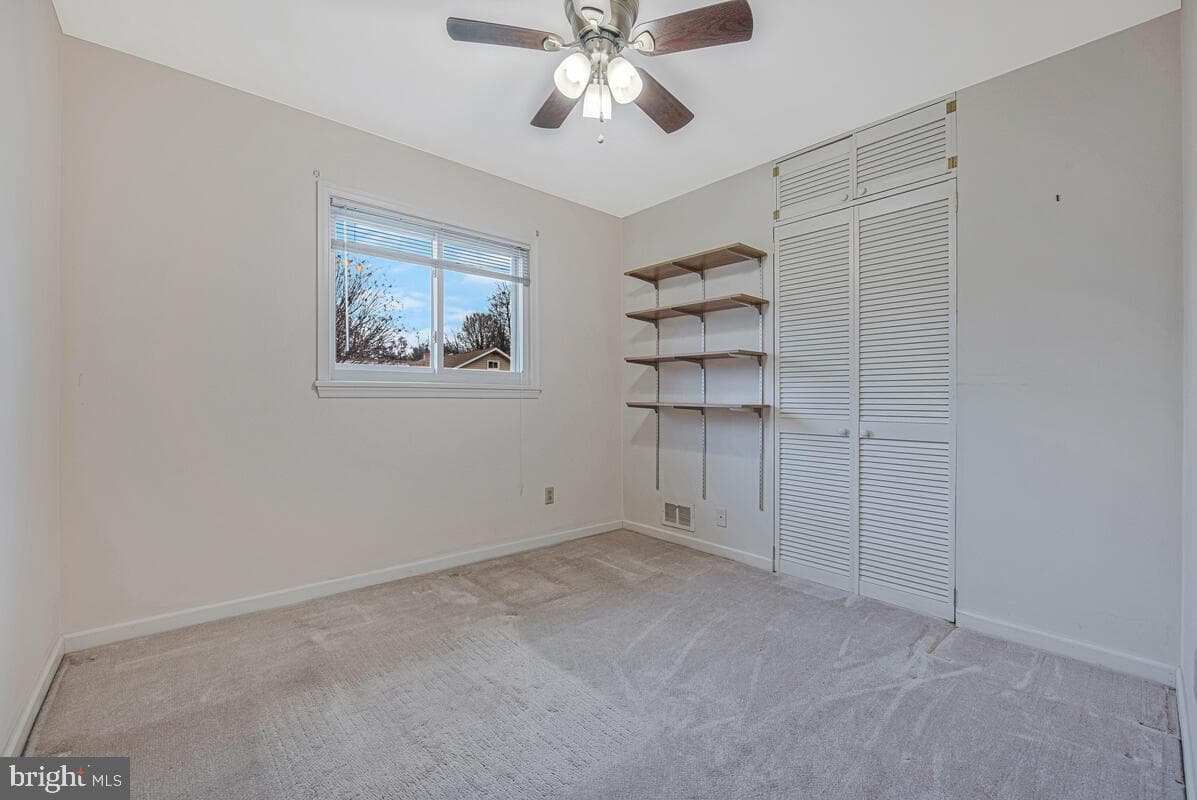 1237 Queen Anne Avenue photo 28