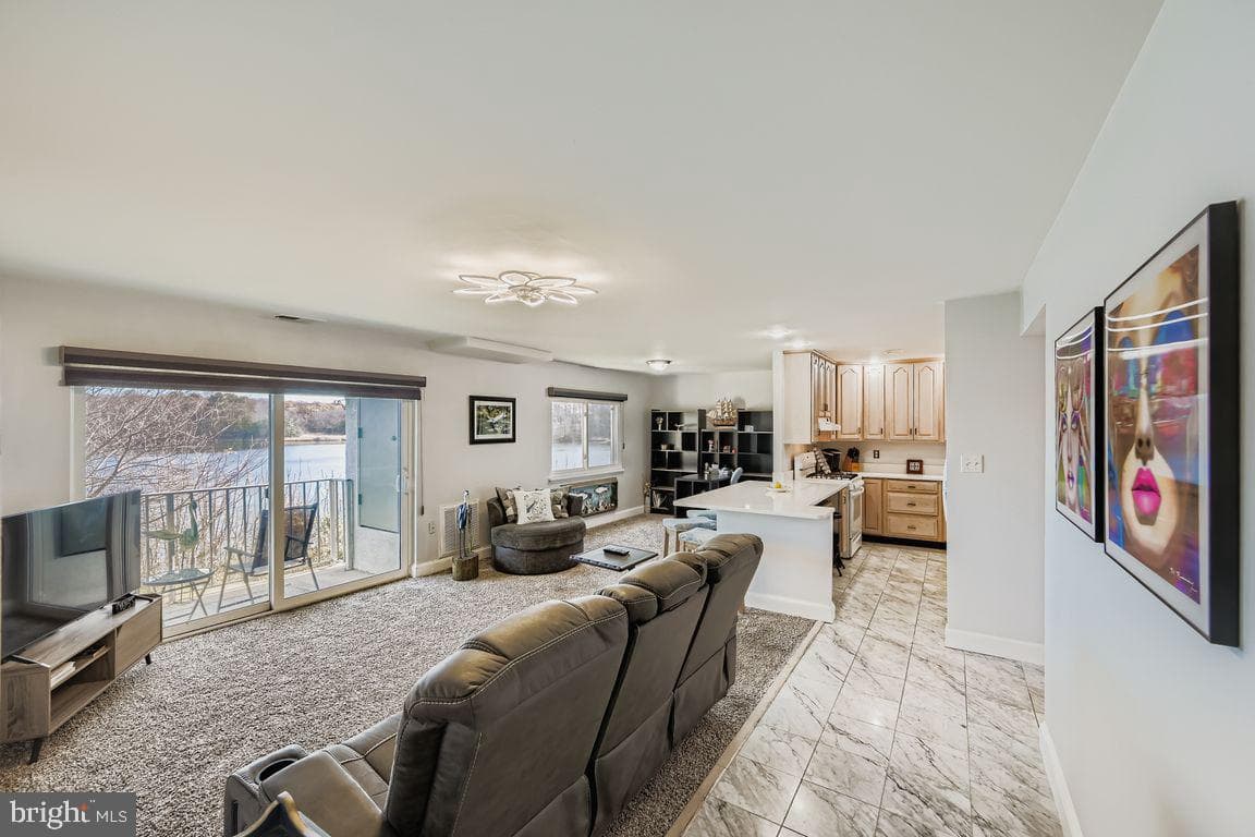 353 Gatewater Court #d photo 4