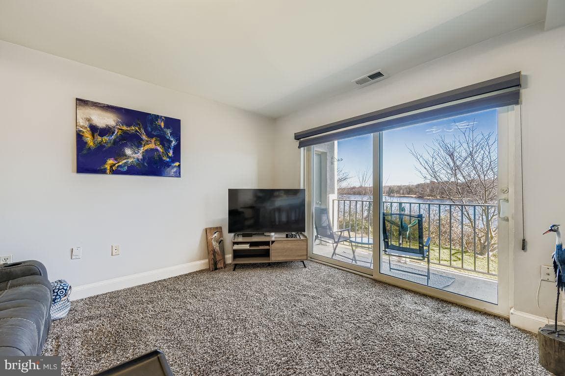 353 Gatewater Court #d photo 7