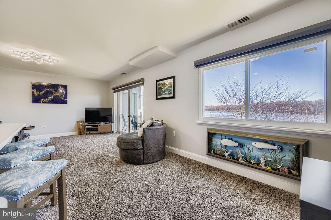 353 Gatewater Court #d photo 9