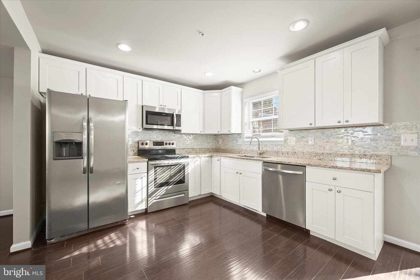 217 Berlin Avenue photo 11
