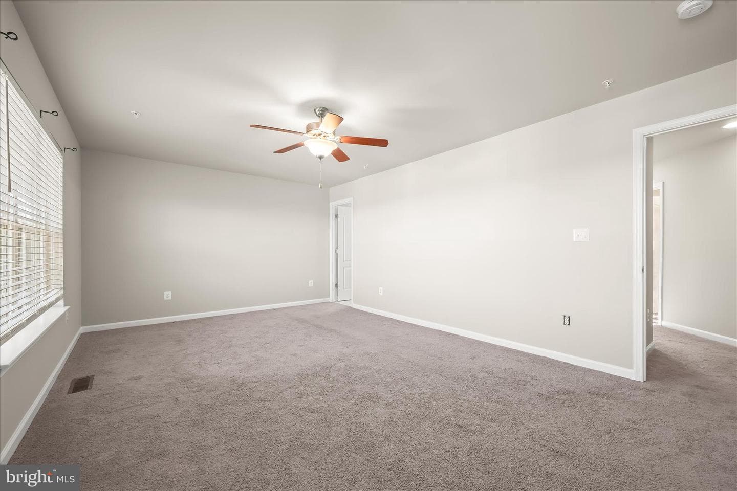 217 Berlin Avenue photo 19