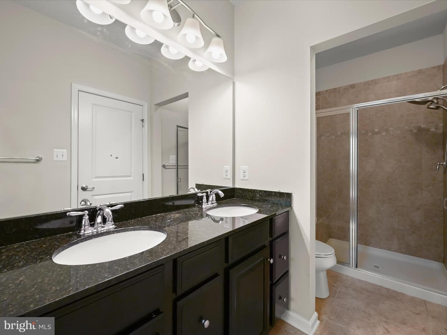 7266 Dorchester Woods Lane photo 29