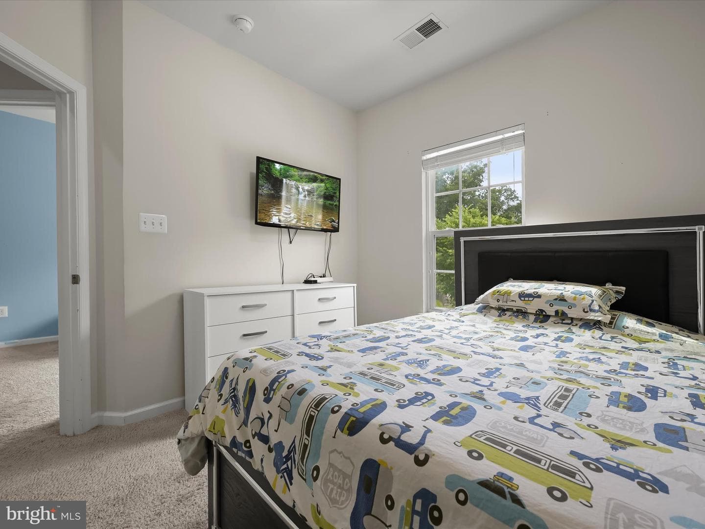 7266 Dorchester Woods Lane photo 34