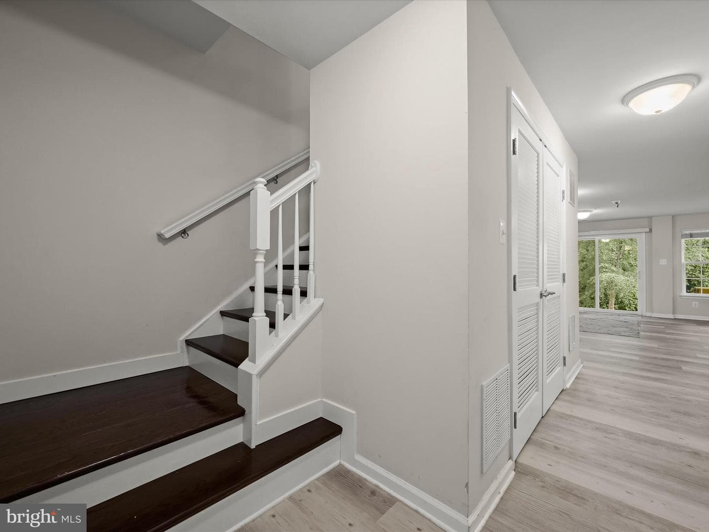 7266 Dorchester Woods Lane photo 36