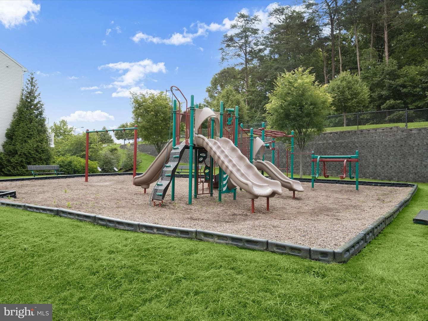 7266 Dorchester Woods Lane photo 45
