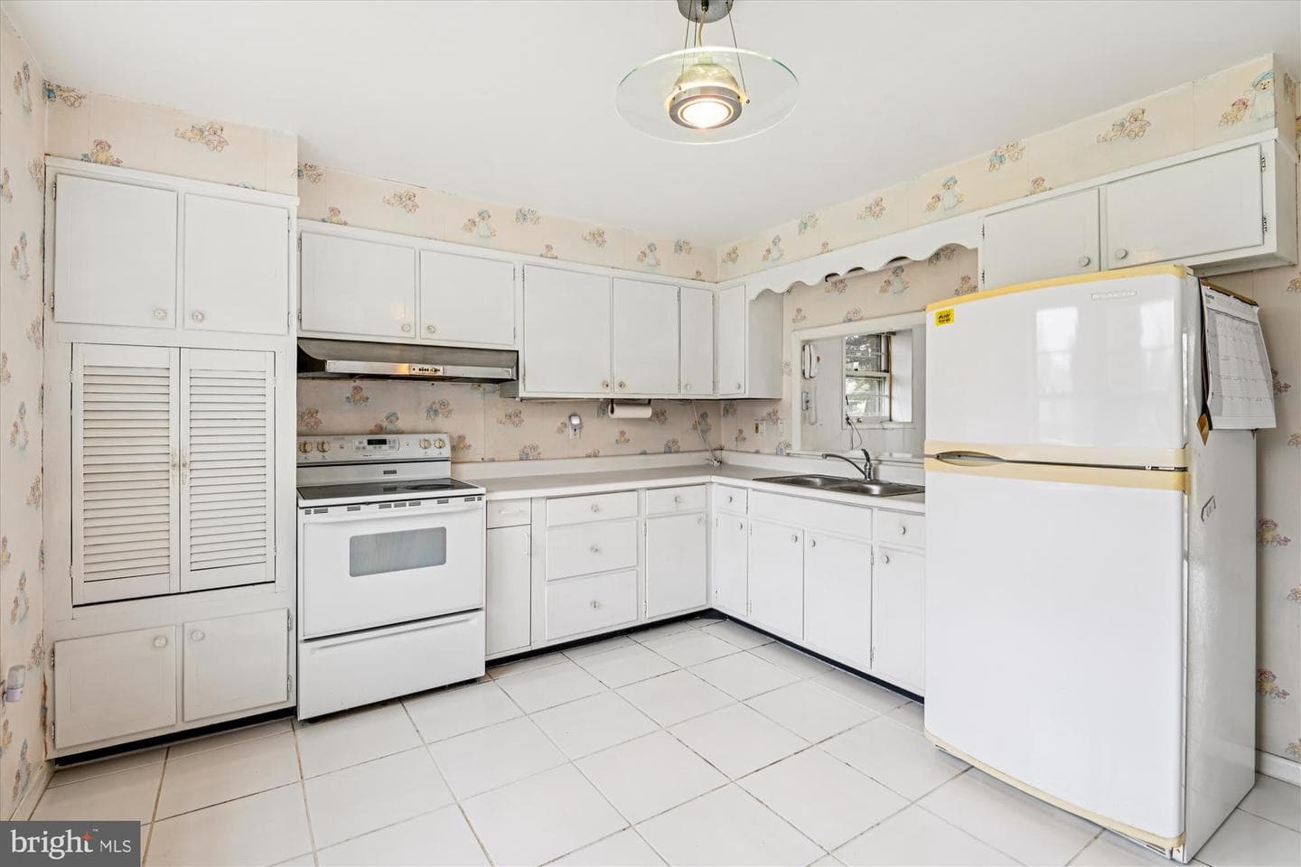 129 Pinecrest Drive photo 4