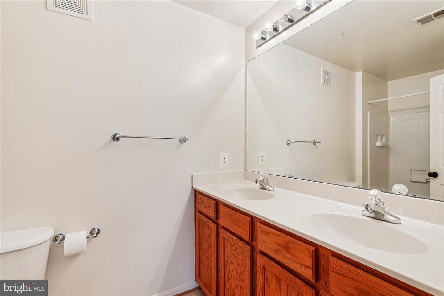 2155 Scotts Crossing Court #303 photo 10