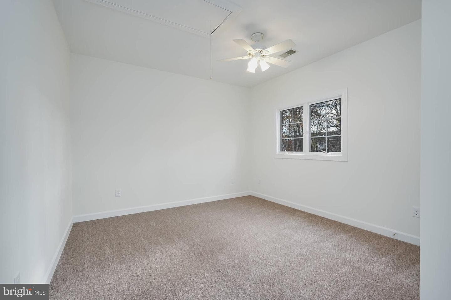 355 Southport Drive photo 35